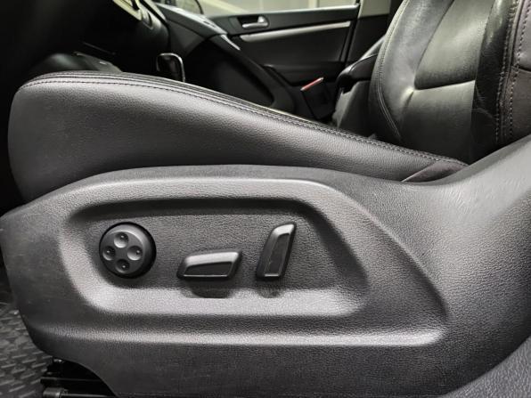 Volkswagen Tiguan I Рестайлинг с пробегом 2012 года, цена 1 299 000 рублей, 217782 км, внедорожник, Автокод Объявления