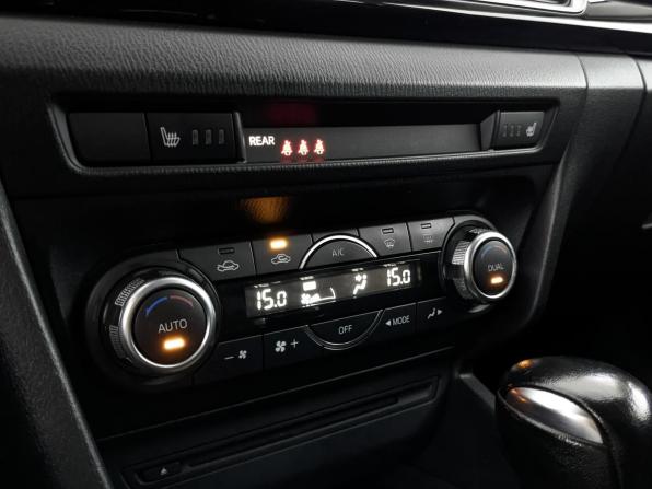 Mazda 3 III (BM) с пробегом 2014 года, цена 1 350 000 рублей, 125401 км, хэтчбек, Автокод Объявления