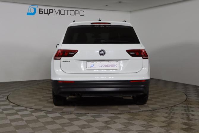 Volkswagen Tiguan II Рестайлинг с пробегом 2020 года, цена 2 079 990 рублей, 155534 км, внедорожник, Автокод Объявления