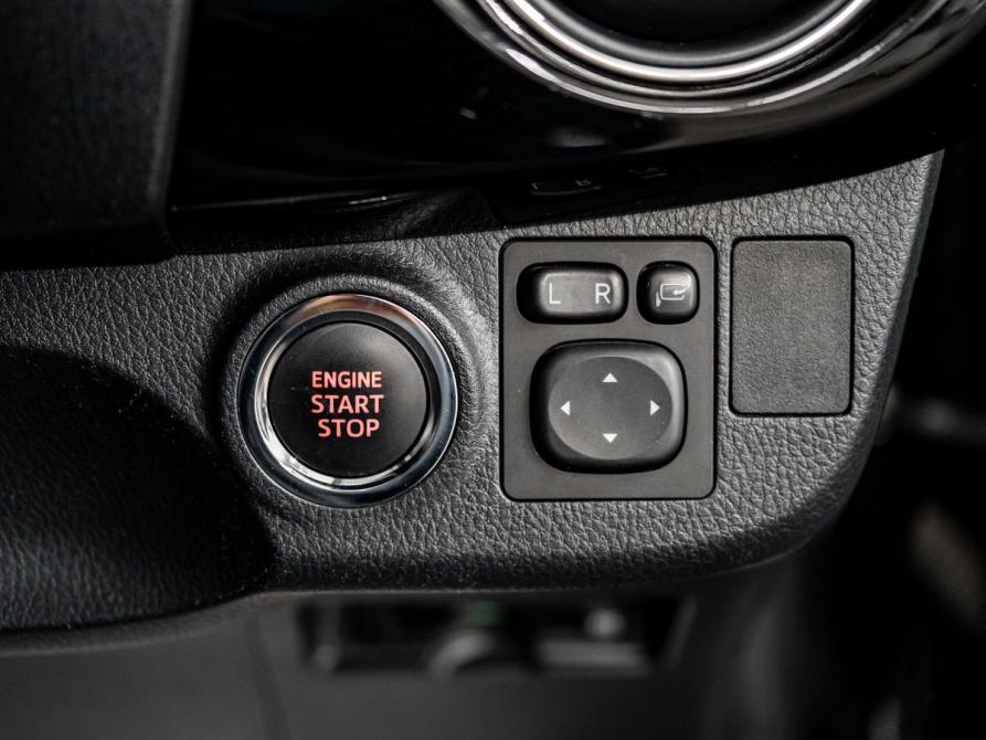 Toyota Vitz III (XP130) Рестайлинг 2 Красноярск  - изображение 15