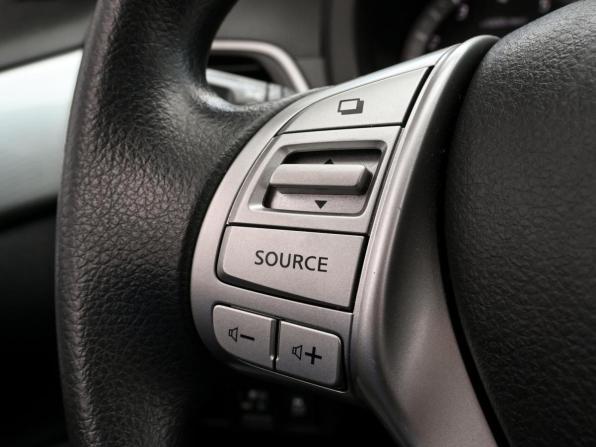 Nissan Tiida II с пробегом 2015 года, цена 1 064 900 рублей, 159948 км, хэтчбек, Автокод Объявления