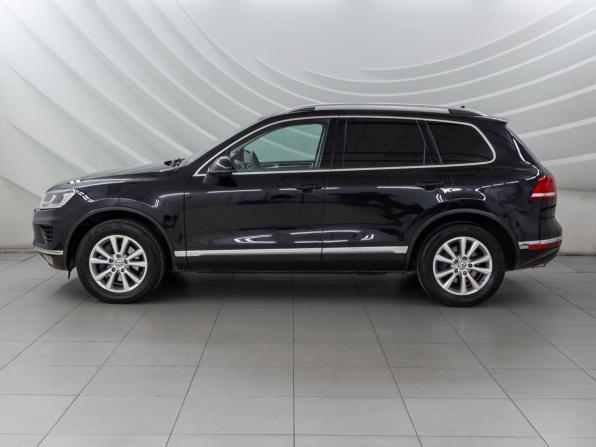 Volkswagen Touareg II Рестайлинг с пробегом 2015 года, цена 3 098 000 рублей, 142352 км, внедорожник, Автокод Объявления
