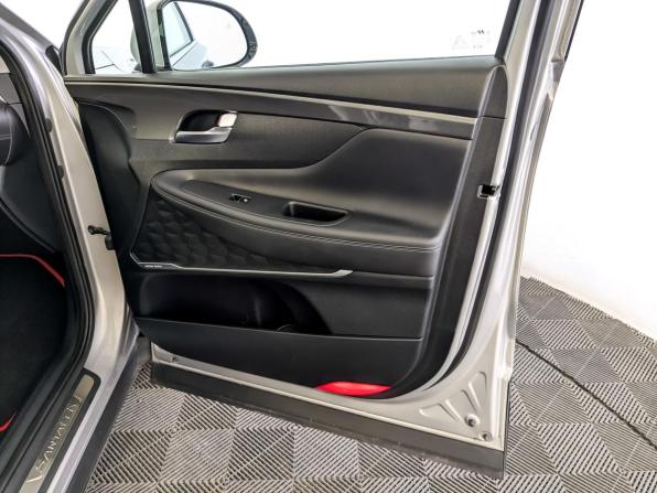 Hyundai Santa Fe IV Рестайлинг с пробегом 2022 года, цена 4 250 000 рублей, 62351 км, внедорожник, Автокод Объявления