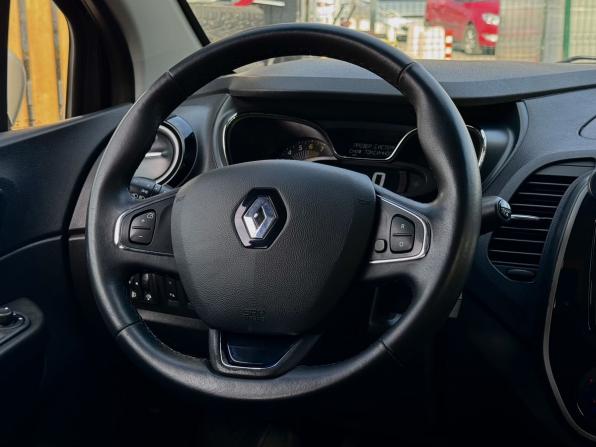 Renault Kaptur I с пробегом 2016 года, цена 1 110 000 рублей, 245925 км, внедорожник, Автокод Объявления