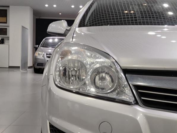 Opel Astra H Рестайлинг с пробегом 2014 года, цена 699 000 рублей, 199464 км, хэтчбек, Автокод Объявления