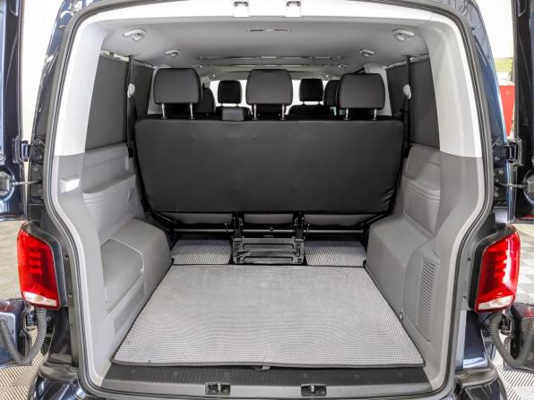Volkswagen Caravelle T6 Рестайлинг с пробегом 2020 года, цена 3 950 000 рублей, 162597 км, минивэн, Автокод Объявления