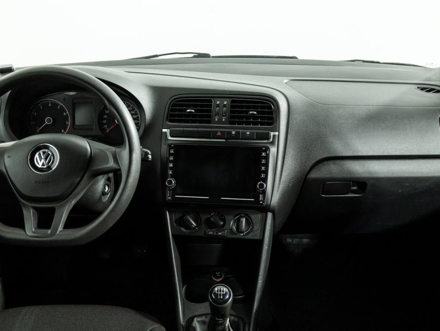 Volkswagen Polo V Рестайлинг Санкт-Петербург  - изображение 14