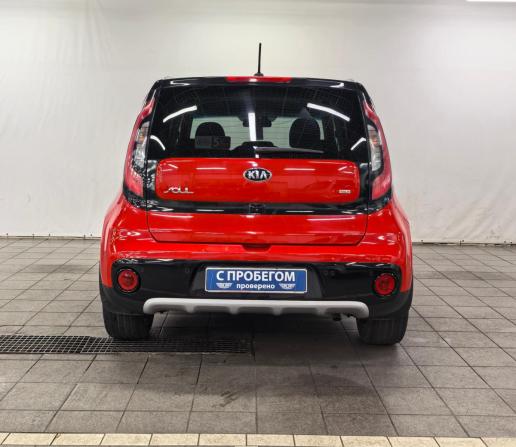 Kia Soul II Рестайлинг с пробегом 2018 года, цена 1 250 000 рублей, 141757 км, хэтчбек, Автокод Объявления