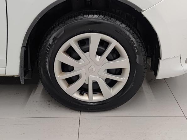 Renault Sandero II с пробегом 2017 года, цена 773 000 рублей, 245831 км, хэтчбек, Автокод Объявления