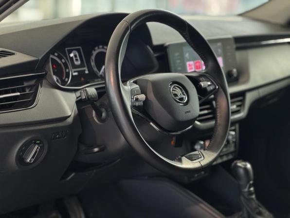 Skoda Rapid II с пробегом 2021 года, цена 1 650 000 рублей, 36820 км, лифтбек, Автокод Объявления