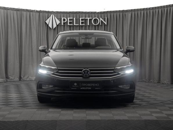 Volkswagen Passat B8 Рестайлинг с пробегом 2021 года, цена 2 420 000 рублей, 102773 км, седан, Автокод Объявления
