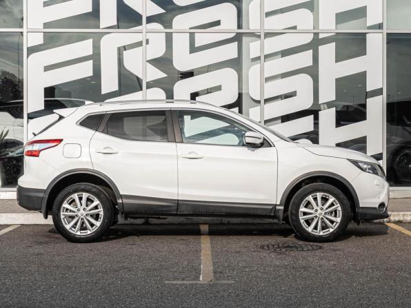 Nissan Qashqai II с пробегом 2018 года, цена 1 790 000 рублей, 73738 км, внедорожник, Автокод Объявления