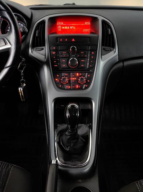 Opel Astra J Рестайлинг Москва  - изображение 12