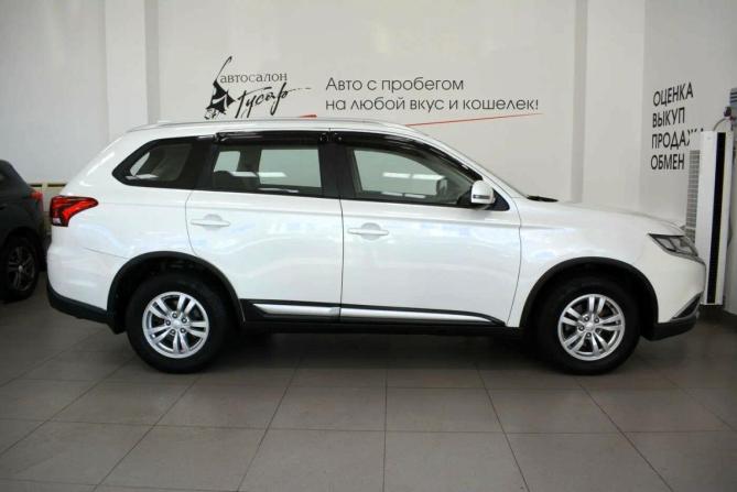 Mitsubishi Outlander III Рестайлинг 2 с пробегом 2017 года, цена 1 989 000 рублей, 91000 км, внедорожник, Автокод Объявления