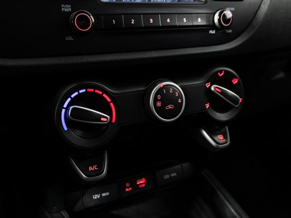 Kia Rio IV с пробегом 2020 года, цена 1 579 777 рублей, 75960 км, седан, Автокод Объявления