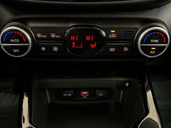 Kia Soul III с пробегом 2019 года, цена 1 895 000 рублей, 141578 км, хэтчбек, Автокод Объявления