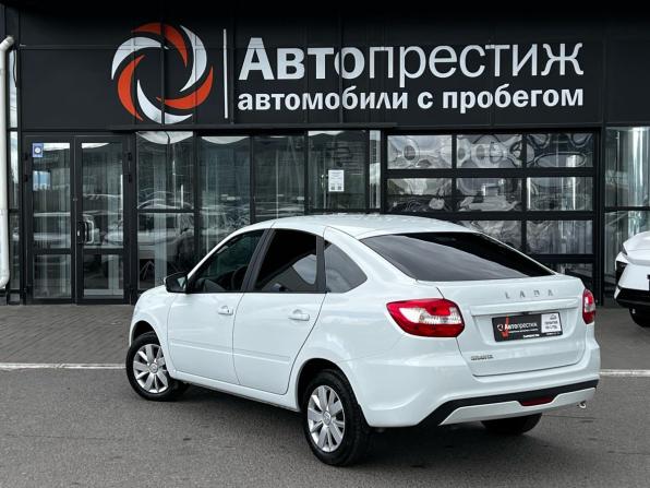 Lada (ВАЗ) Granta I Рестайлинг с пробегом 2023 года, цена 835 000 рублей, 40608 км, лифтбек, Автокод Объявления