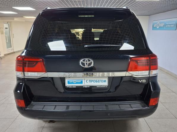 Toyota Land Cruiser 200 Series Рестайлинг 2 с пробегом 2019 года, цена 7 449 000 рублей, 137000 км, внедорожник, Автокод Объявления