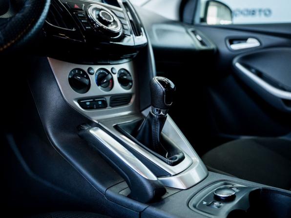 Ford Focus III с пробегом 2012 года, цена 720 000 рублей, 9015 км, хэтчбек, Автокод Объявления