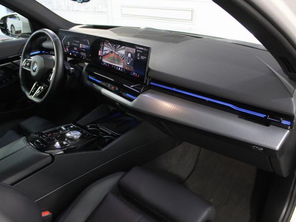 BMW 5 серии VIII (G60/G61/G68) с пробегом 2023 года, цена 7 950 000 рублей, 41482 км, седан, Автокод Объявления