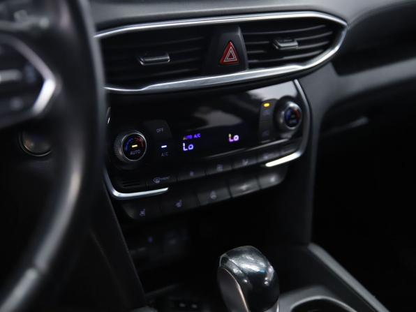 Hyundai Santa Fe IV с пробегом 2019 года, цена 3 090 000 рублей, 89860 км, внедорожник, Автокод Объявления