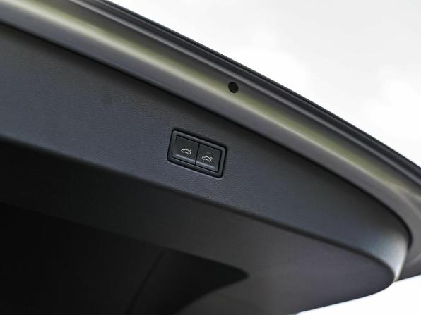 Volkswagen Tiguan II с пробегом 2018 года, цена 2 495 000 рублей, 144683 км, внедорожник, Автокод Объявления