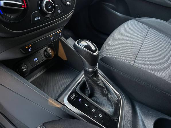Hyundai Solaris II Рестайлинг с пробегом 2021 года, цена 1 450 000 рублей, 155479 км, седан, Автокод Объявления