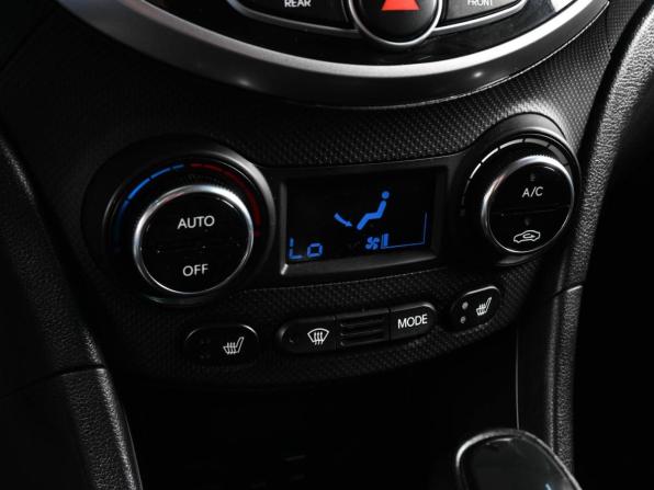 Hyundai Solaris I Рестайлинг с пробегом 2015 года, цена 1 239 000 рублей, 128167 км, седан, Автокод Объявления