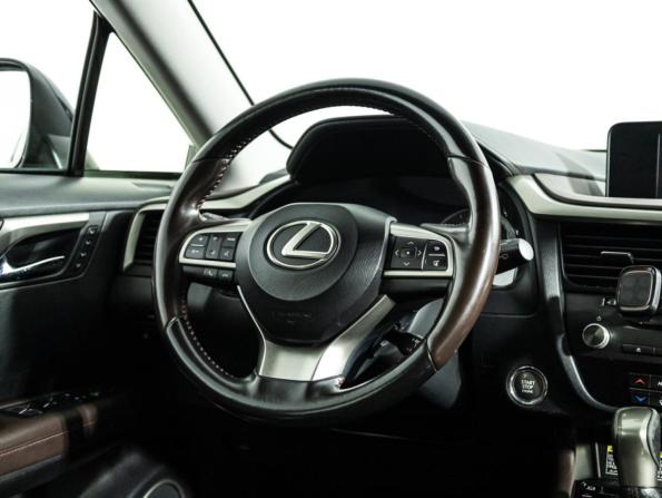 Lexus RX IV с пробегом 2017 года, цена 2 900 000 рублей, 160000 км, внедорожник, Автокод Объявления