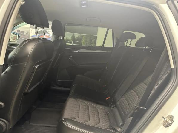 Skoda Kodiaq I с пробегом 2018 года, цена 2 150 000 рублей, 122112 км, внедорожник, Автокод Объявления