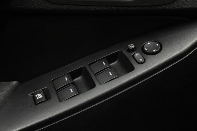 Mazda 3 II (BL) с пробегом 2009 года, цена 649 000 рублей, 226035 км, хэтчбек, Автокод Объявления