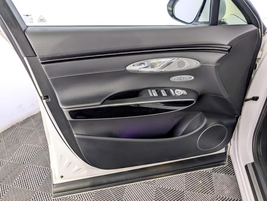 Genesis GV70 I Москва  - изображение 19