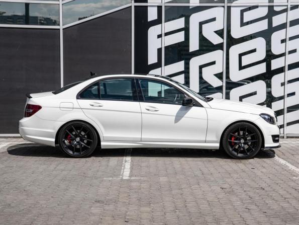 Mercedes-Benz C-Класс III (W204) Рестайлинг с пробегом 2013 года, цена 1 749 000 рублей, 200449 км, седан, Автокод Объявления