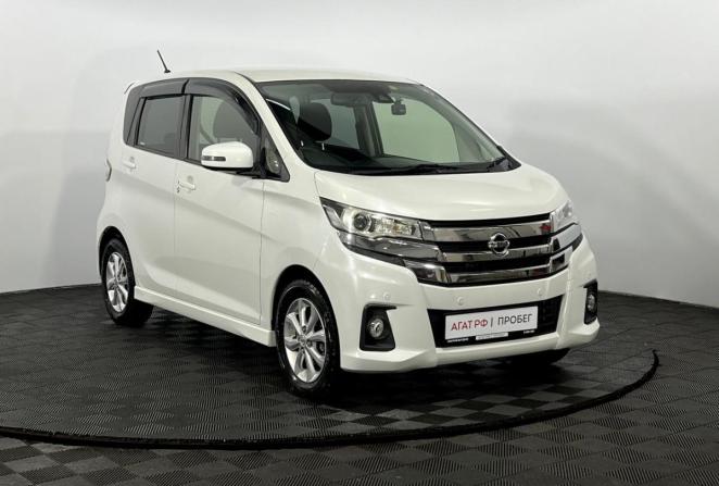 Nissan Dayz I Рестайлинг с пробегом 2018 года, цена 940 000 рублей, 65400 км, хэтчбек, Автокод Объявления