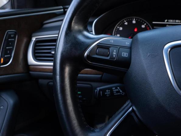 Audi A6 IV (C7) Рестайлинг с пробегом 2016 года, цена 2 580 000 рублей, 130528 км, седан, Автокод Объявления