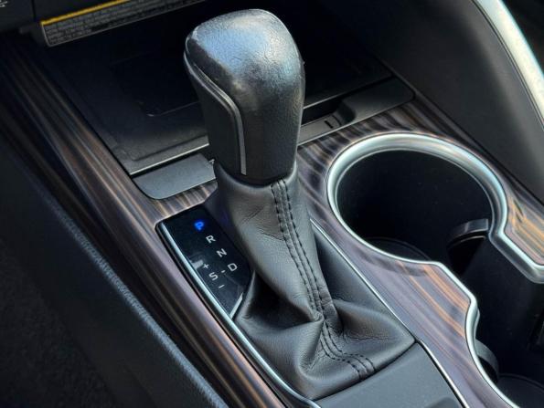 Toyota Camry VIII (XV70) Рестайлинг с пробегом 2020 года, цена 3 249 000 рублей, 124698 км, седан, Автокод Объявления