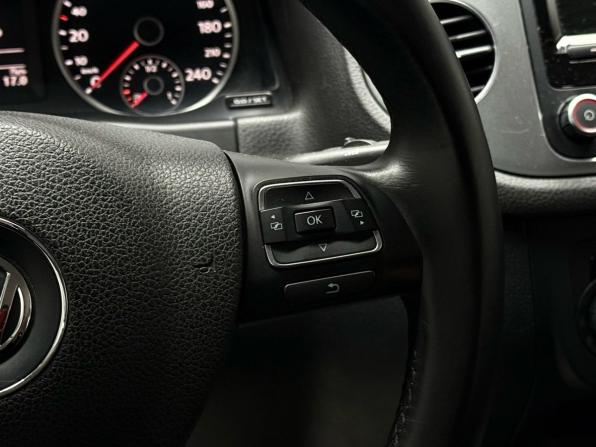 Volkswagen Tiguan I Рестайлинг с пробегом 2015 года, цена 1 429 000 рублей, 173218 км, внедорожник, Автокод Объявления