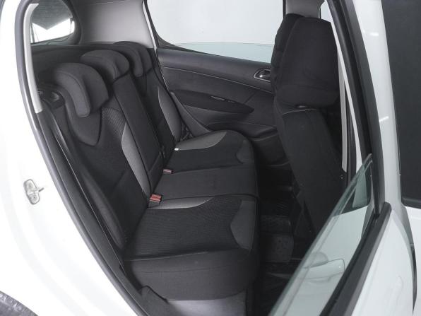 Peugeot 308 I Рестайлинг с пробегом 2012 года, цена 679 000 рублей, 140439 км, хэтчбек, Автокод Объявления