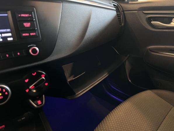 Kia Rio IV Рестайлинг с пробегом 2021 года, цена 1 395 000 рублей, 135838 км, хэтчбек, Автокод Объявления