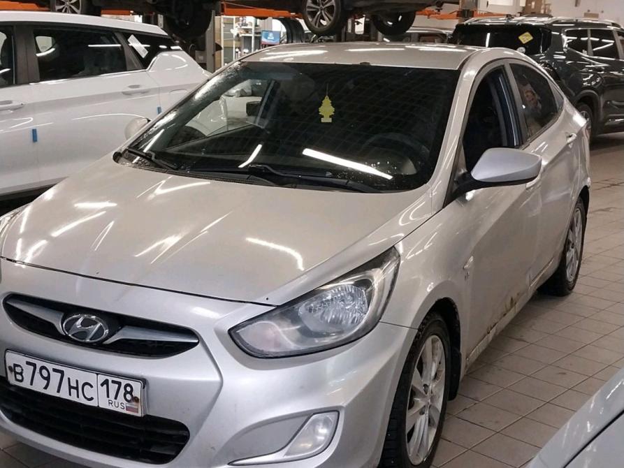 Hyundai Solaris I Санкт-Петербург  - изображение 3