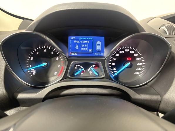 Ford Kuga II с пробегом 2016 года, цена 1 500 000 рублей, 123821 км, внедорожник, Автокод Объявления