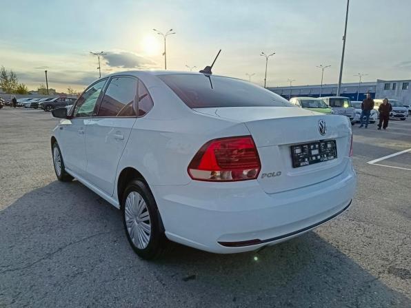 Volkswagen Polo V Рестайлинг с пробегом 2017 года, цена 1 129 995 рублей, 143744 км, седан, Автокод Объявления