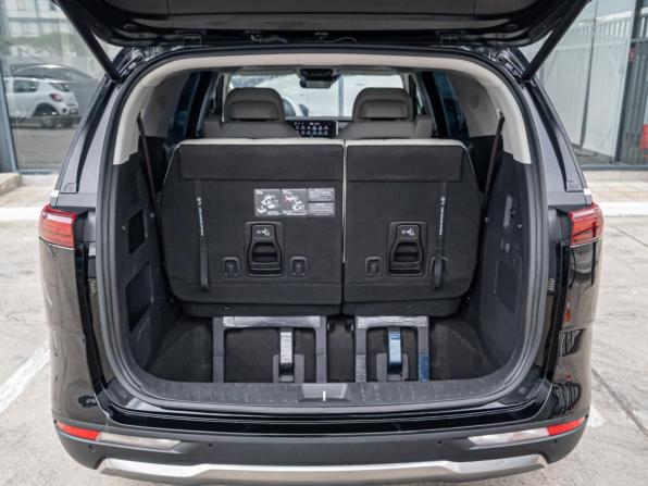 Kia Carnival IV с пробегом 2023 года, цена 4 630 000 рублей, 53952 км, минивэн, Автокод Объявления