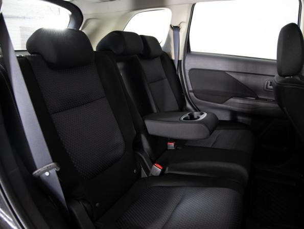 Mitsubishi Outlander III Рестайлинг 2 с пробегом 2016 года, цена 1 649 000 рублей, 168824 км, внедорожник, Автокод Объявления