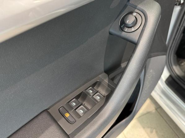 Skoda Octavia III (A7) Рестайлинг с пробегом 2019 года, цена 1 660 000 рублей, 70000 км, лифтбек, Автокод Объявления