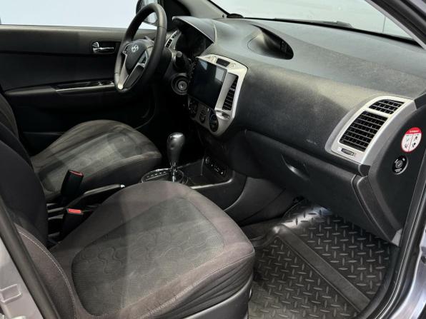 Hyundai i20 I с пробегом 2010 года, цена 780 000 рублей, 210786 км, хэтчбек, Автокод Объявления