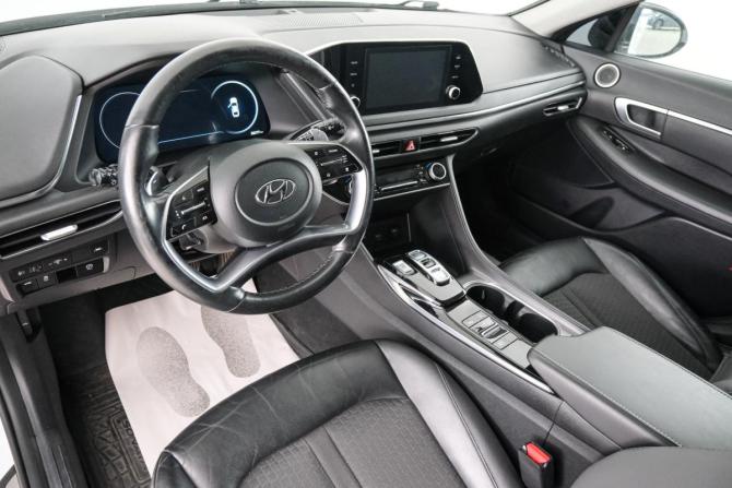 Hyundai Sonata VIII (DN8) с пробегом 2021 года, цена 2 709 000 рублей, 58272 км, седан, Автокод Объявления