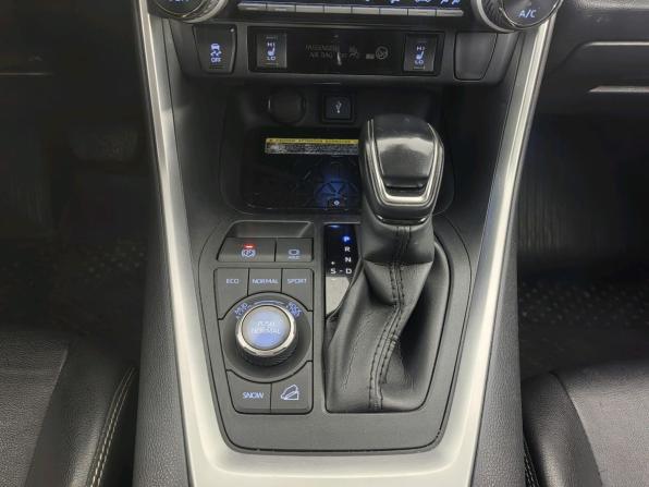 Toyota RAV4 V (XA50) с пробегом 2021 года, цена 3 749 000 рублей, 92500 км, внедорожник, Автокод Объявления