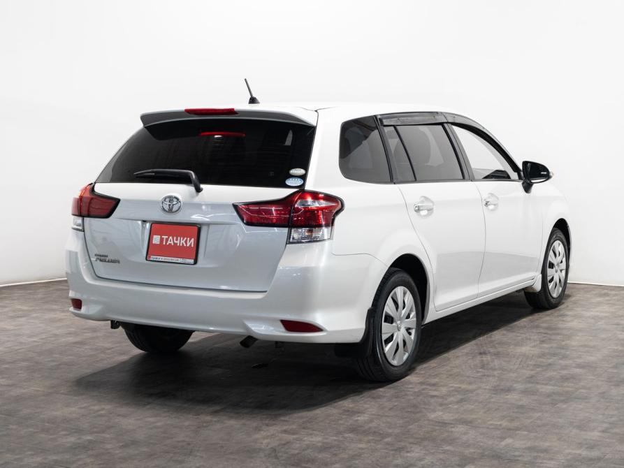 Toyota Corolla XI (E160 E170 E180) Рестайлинг 1 Чита  - изображение 3