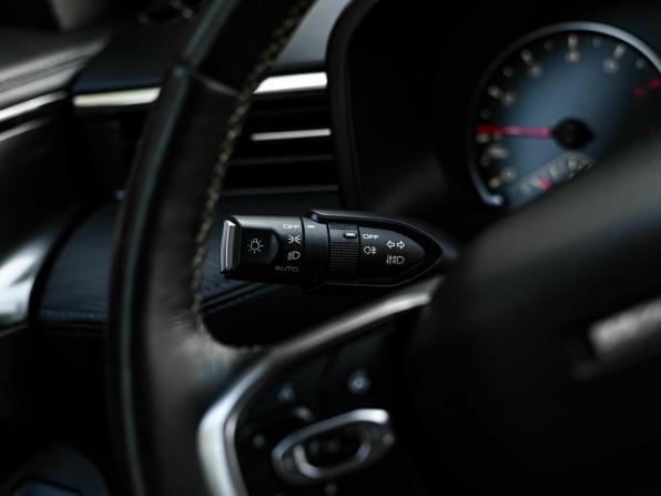 Haval Jolion I с пробегом 2021 года, цена 1 355 000 рублей, 112446 км, внедорожник, Автокод Объявления